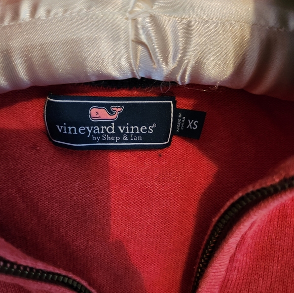 Vineyard Vines 1/4 zip sweater - Picture 2 of 4